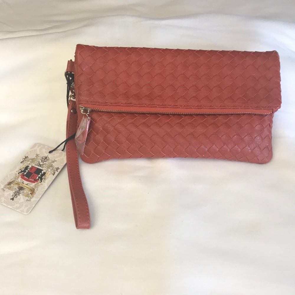 Fashion clutch ❤️
